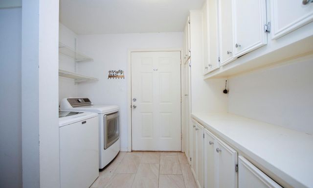 160 Lake Oaks Boulevard, Coldspring, TX 77331