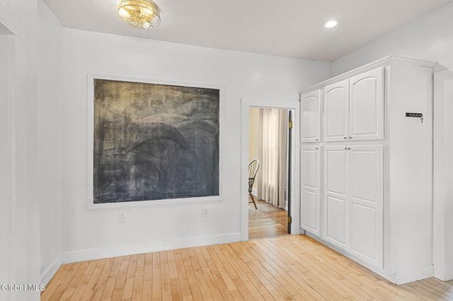 11 Hudson Street, Castleton-on-hudson, NY 12033