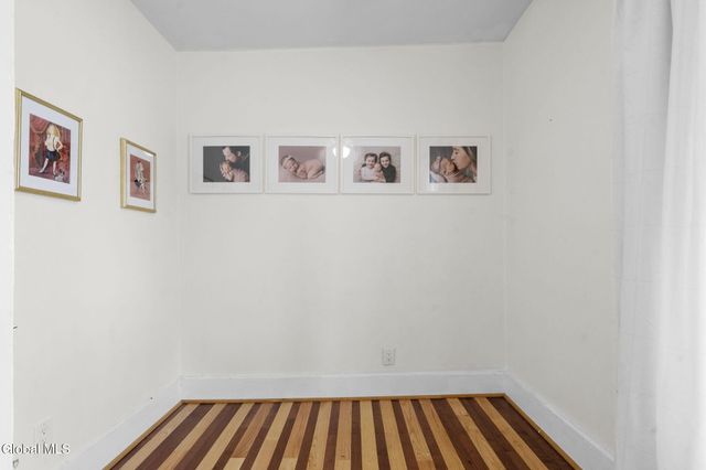 11 Hudson Street, Castleton-on-hudson, NY 12033