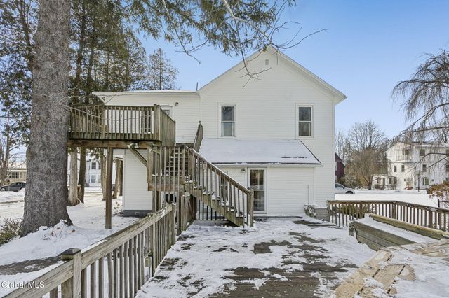 11 Hudson Street, Castleton-on-hudson, NY 12033