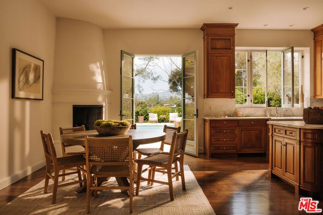 563 Spoleto Drive, Pacific Palisades (los Angeles), CA 90272