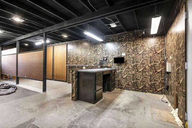 5063 Hwy 147, Zavalla, TX 75980