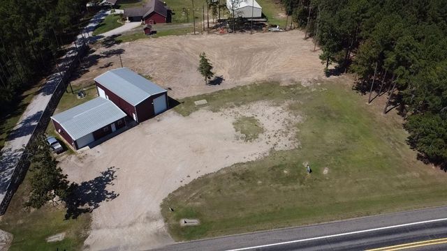 5063 Hwy 147, Zavalla, TX 75980