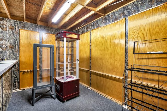 5063 Hwy 147, Zavalla, TX 75980