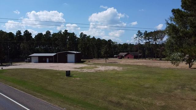 5063 Hwy 147, Zavalla, TX 75980