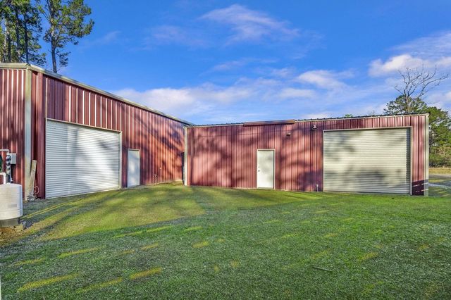 5063 Hwy 147, Zavalla, TX 75980