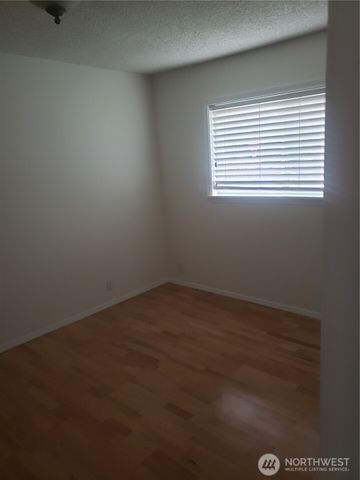 3123 SW Barton Street, Seattle, WA 98126