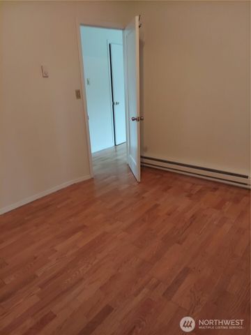 3123 SW Barton Street, Seattle, WA 98126