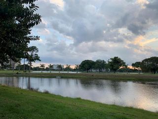 2815 N Course Drive 104, Pompano Beach, FL 33069