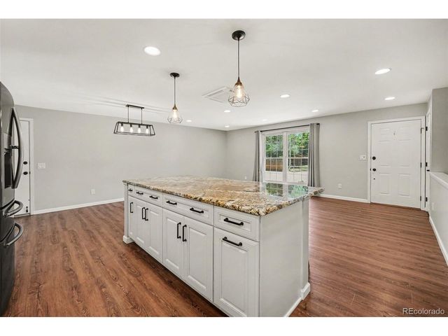 7976 S Flower St, Littleton, CO 80128