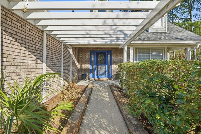 1000 Fay Drive, Mary Esther, FL 32569