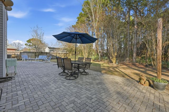 1000 Fay Drive, Mary Esther, FL 32569