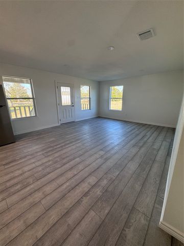 7261 HWY 276 7, Point, TX 75472