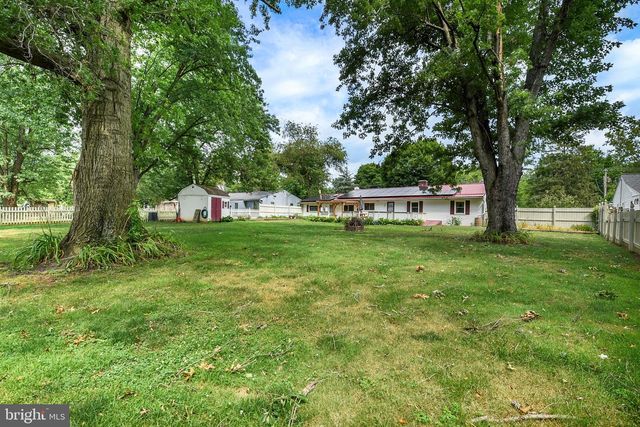 405 PINE ROAD, Mount Holly Springs, PA 17065