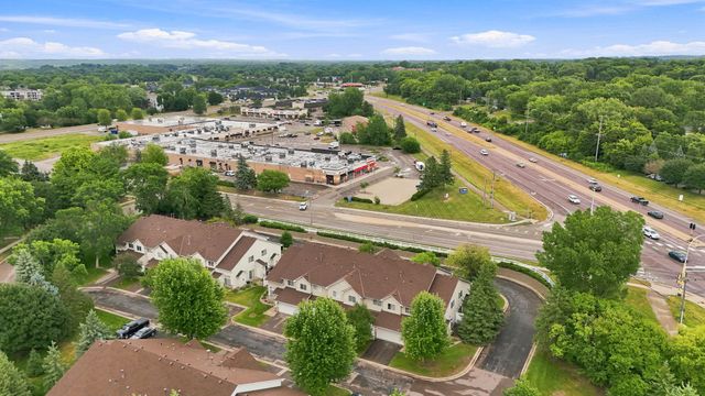 1863 Riverwood Drive 14, Burnsville, MN 55337