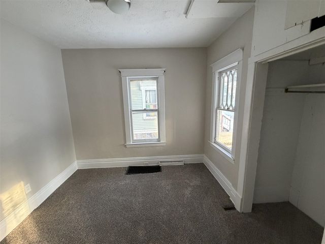 612 Oak Street, Kalamazoo, MI 49007