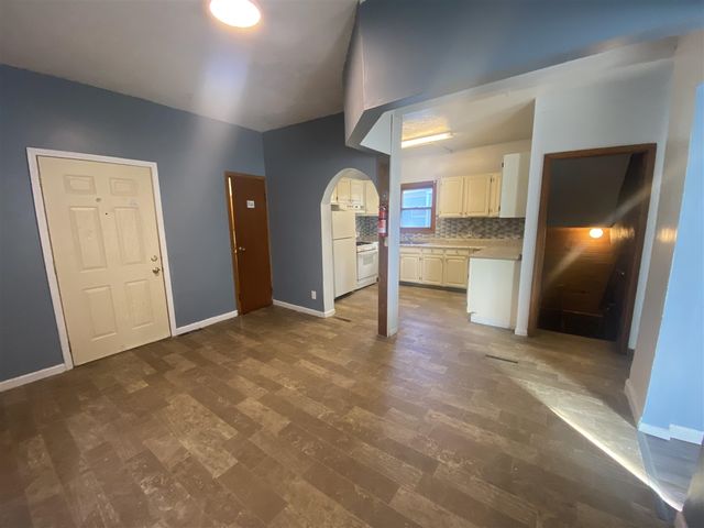 612 Oak Street, Kalamazoo, MI 49007