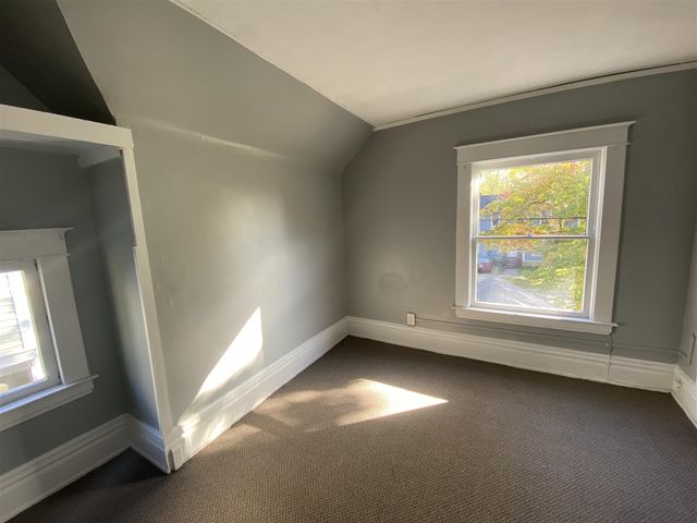 612 Oak Street, Kalamazoo, MI 49007