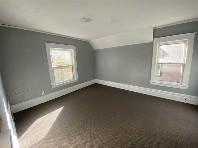 612 Oak Street, Kalamazoo, MI 49007