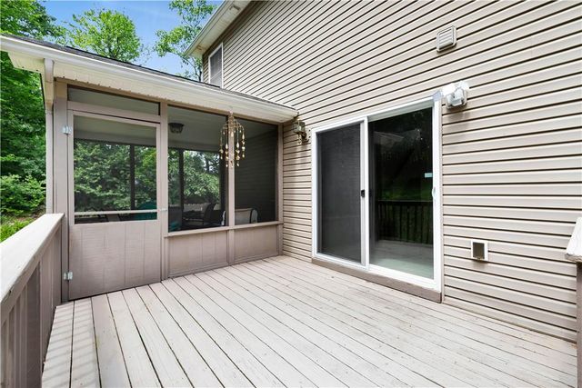 312 Reagan Drive, East Stroudsburg, PA 18301