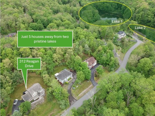 312 Reagan Drive, East Stroudsburg, PA 18301