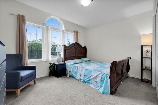 312 Reagan Drive, East Stroudsburg, PA 18301