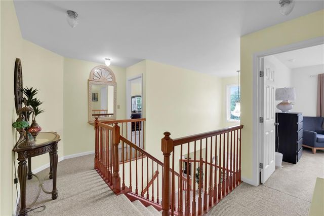 312 Reagan Drive, East Stroudsburg, PA 18301