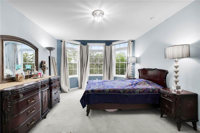 312 Reagan Drive, East Stroudsburg, PA 18301