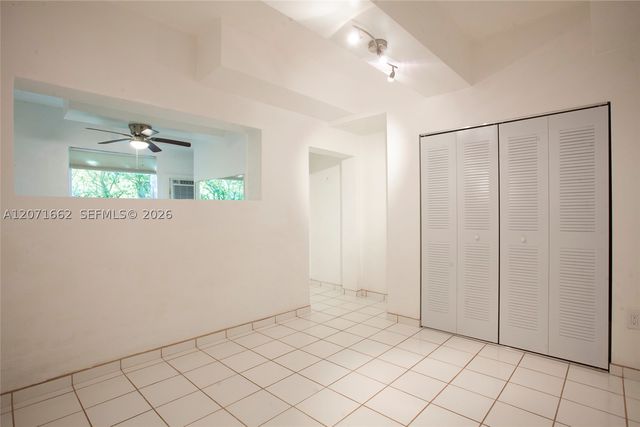 4720 Pine Tree Dr 1, Miami Beach, FL 33140