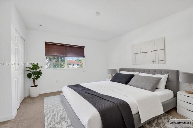 4206 Napoli Lake Dr, Riviera Beach, FL 33410