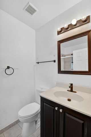 4206 Napoli Lake Dr, Riviera Beach, FL 33410