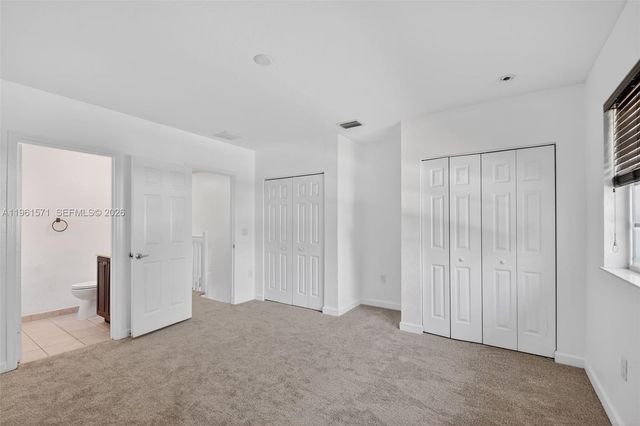 4206 Napoli Lake Dr, Riviera Beach, FL 33410