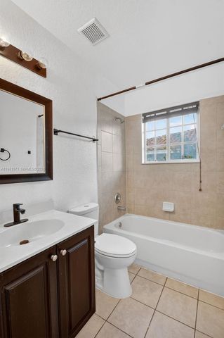 4206 Napoli Lake Dr, Riviera Beach, FL 33410