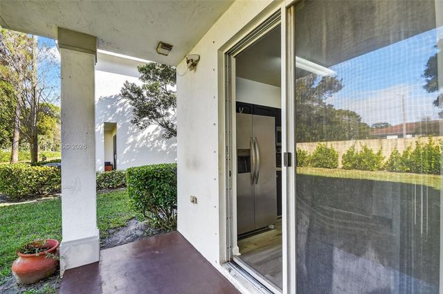 4206 Napoli Lake Dr, Riviera Beach, FL 33410