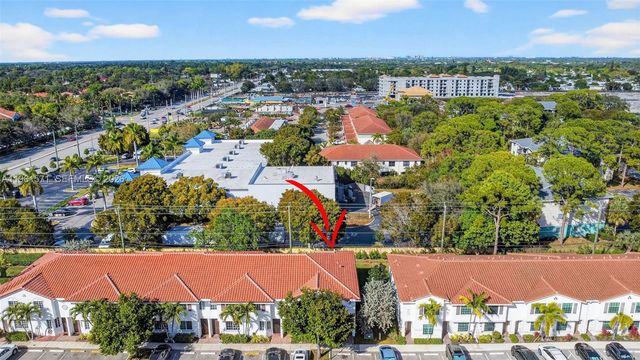 4206 Napoli Lake Dr, Riviera Beach, FL 33410