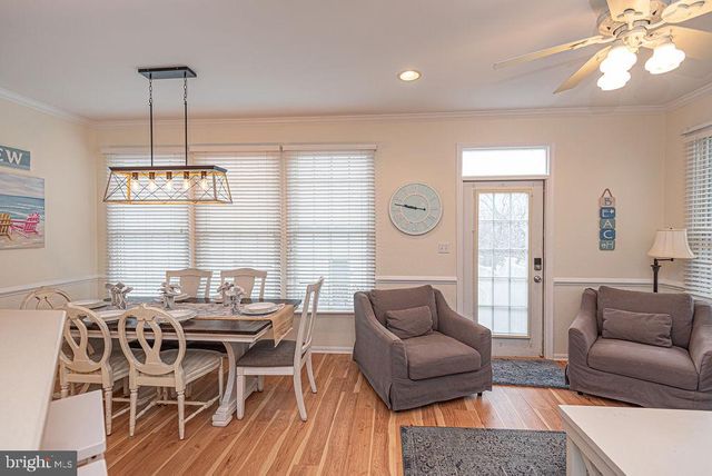 12 VILLAGE GREEN DR, Ocean View, DE 19970