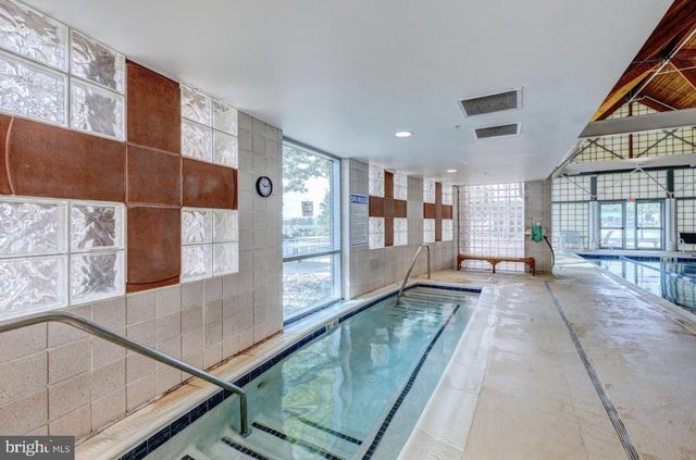 12 VILLAGE GREEN DR, Ocean View, DE 19970