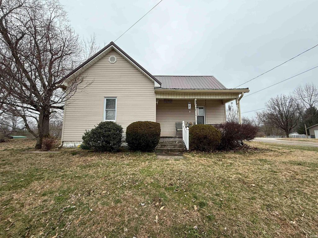 707 E Porter Street, Winslow, IN 47598