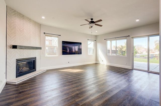 4249 N Waterside Drive, Clovis, CA 93619