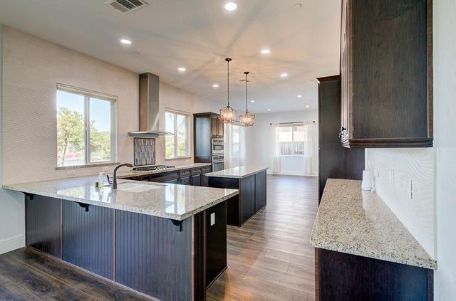 4249 N Waterside Drive, Clovis, CA 93619