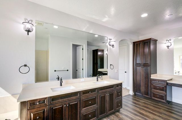 4249 N Waterside Drive, Clovis, CA 93619