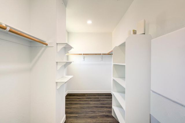 4249 N Waterside Drive, Clovis, CA 93619