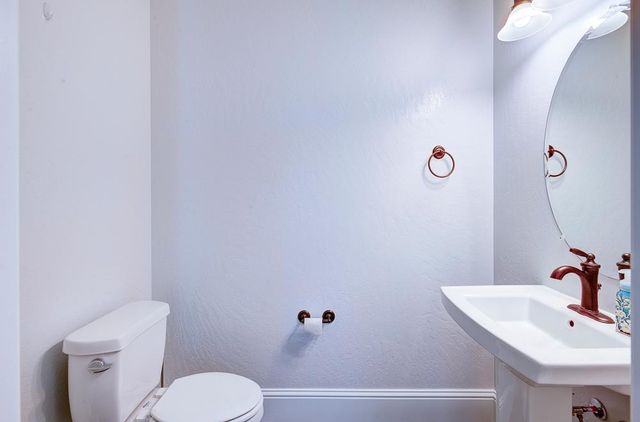 4249 N Waterside Drive, Clovis, CA 93619