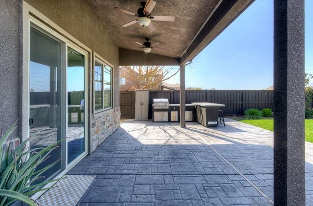 4249 N Waterside Drive, Clovis, CA 93619