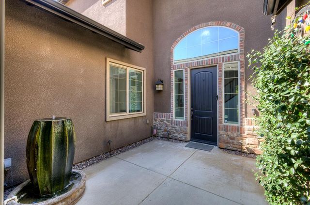 4249 N Waterside Drive, Clovis, CA 93619