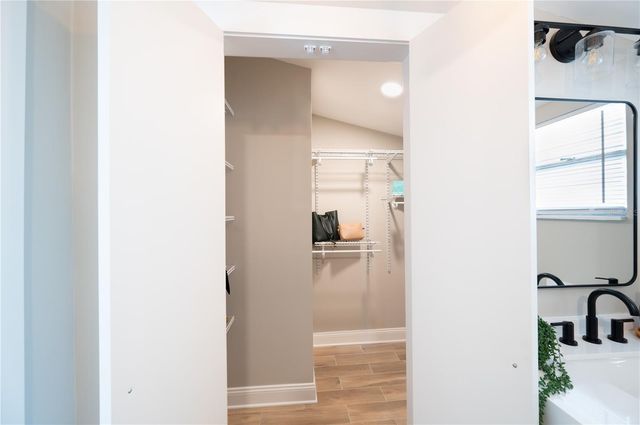315 E FORD STREET, Tampa, FL 33604