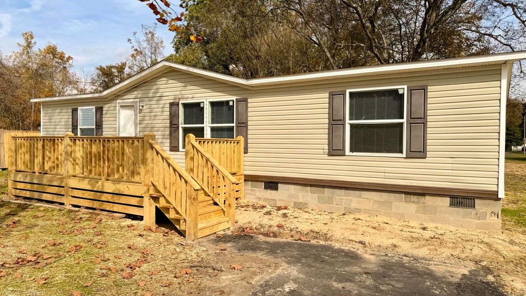 662 Piccadilly Avenue, Spring City, TN 37381