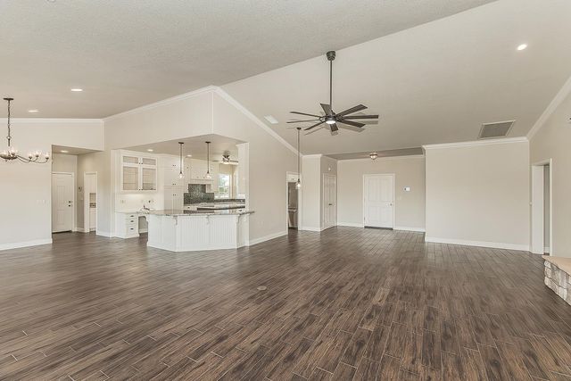 4350 Navelencia Avenue, Reedley, CA 93654