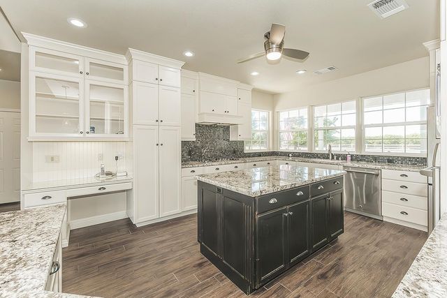 4350 Navelencia Avenue, Reedley, CA 93654