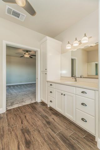 4350 Navelencia Avenue, Reedley, CA 93654